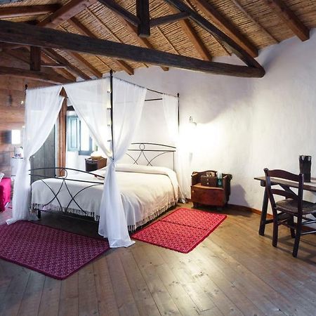 B&B Charme Sa Pardina Орроли Экстерьер фото