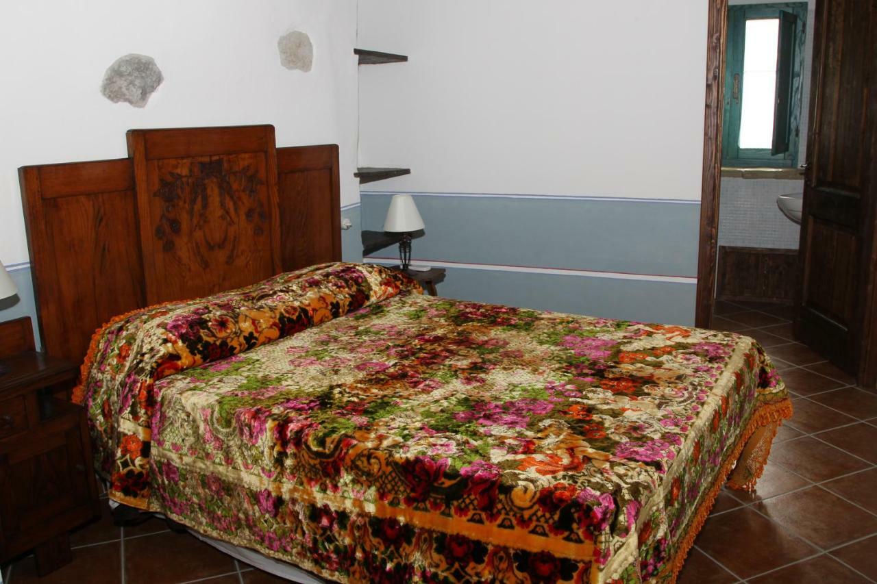 B&B Charme Sa Pardina Орроли Экстерьер фото