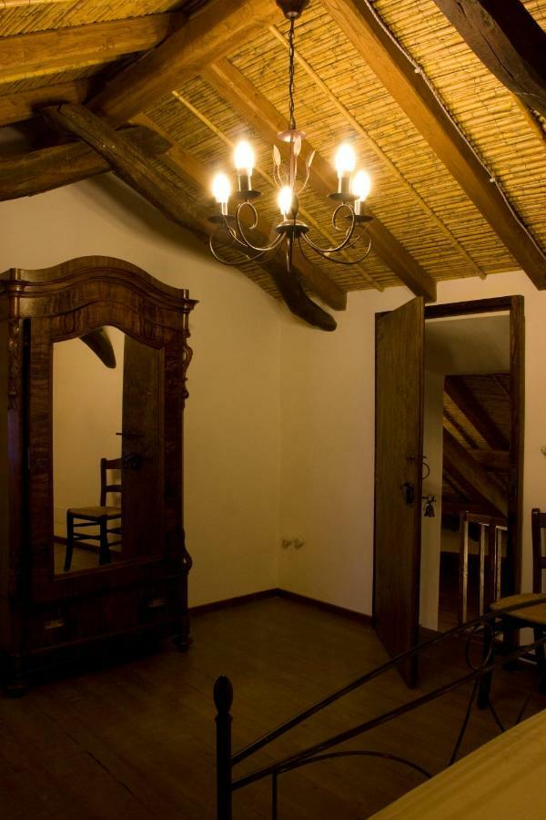 B&B Charme Sa Pardina Орроли Экстерьер фото